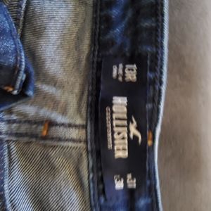Hollister Capri length pants